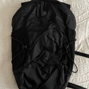 NEW 🍋 Lululemon Run All Day Backpack 13L